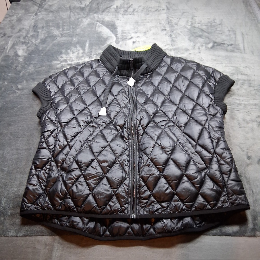NWT Martha Stewart Signature Black Quilted Puffer Vest Knit Trim Small REPREVE - Picture 2 of 8